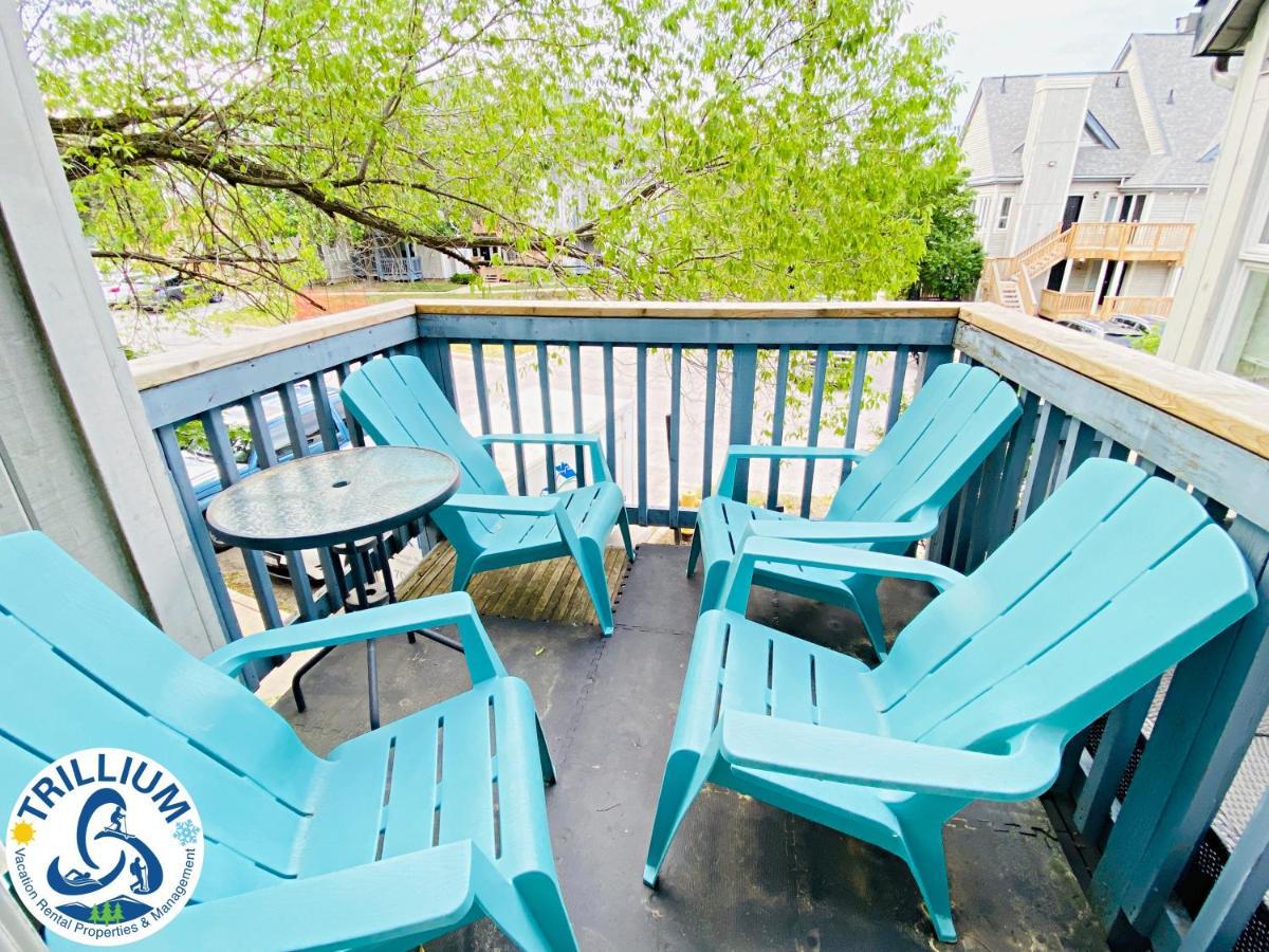 Cozy Studio Loft With 2 Baths Next To Slopes Blue Mountains Bagian luar foto